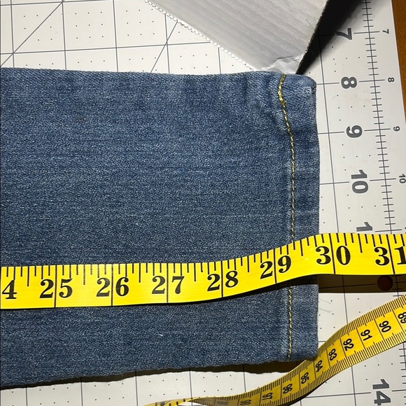 Blue Classic Jeans with Natural Fading - Picture 9 of 11